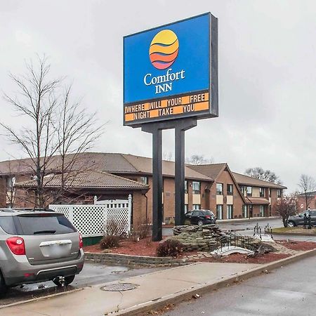 Comfort Inn Pembroke Bagian luar foto