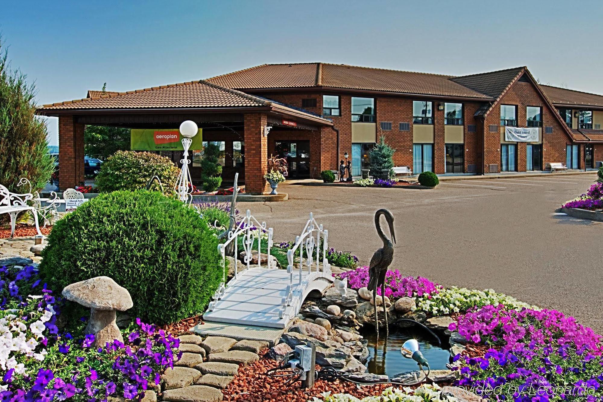 Comfort Inn Pembroke Bagian luar foto